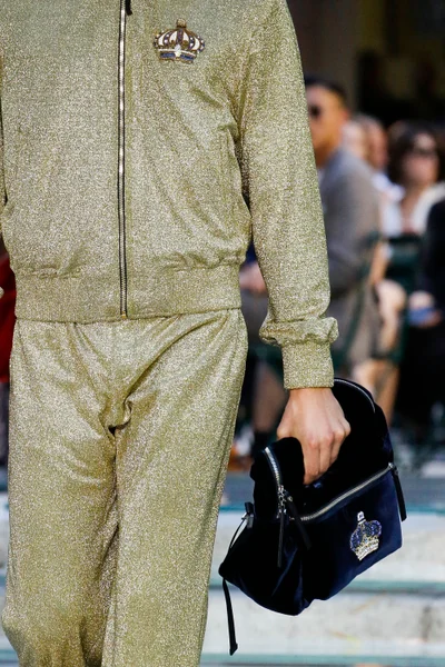 Look 82